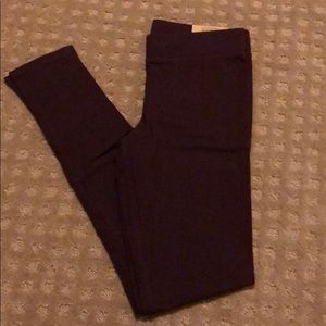 Maroon leggings